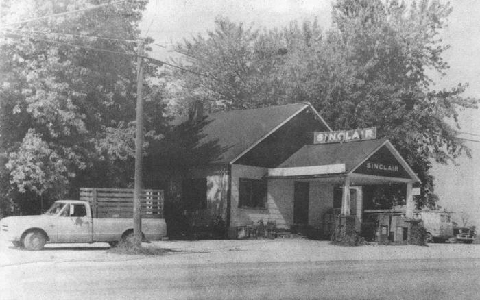 Sinclair Gas Station